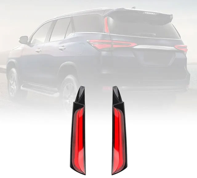 Fortuner rear on sale bumper light